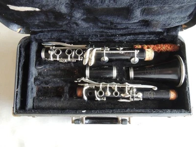 Деревянный кларнет Selmer Signet Special Grenadilla серия 32958 - Изображение 1 из 4