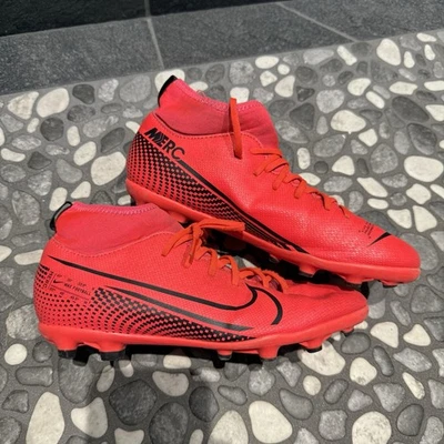 Nike Soccer Cleats AT8150-606 JR Superfly 7 Club Mercurial FG Youth 5.5Y Shoes - Image 1 of 4