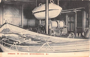 1910 Interior US Life Saving Station Quonochontaug RI Postkarte - Bild 1 von 2