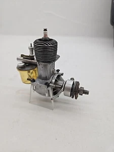 O&R 1940s 23 Spark Ignition Model Engine S/N 6437 M6 #3 - Picture 1 of 5