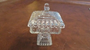 Vintage Jeannette Glass Wedding Bowl Cake Candy Pedestal Dish & Lid 6"x4" Clear - Picture 1 of 6