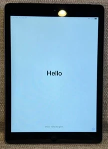 Ipad Air 1st Generation A1475 34Gb Wifi 9.7 Inches Space Grey Crack On Screen - Picture 1 of 5