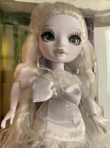 2021 Rainbow High Shadow Series 1 NATASHA ZIMA Greyscale Fashion Doll Outfits - Picture 1 of 16