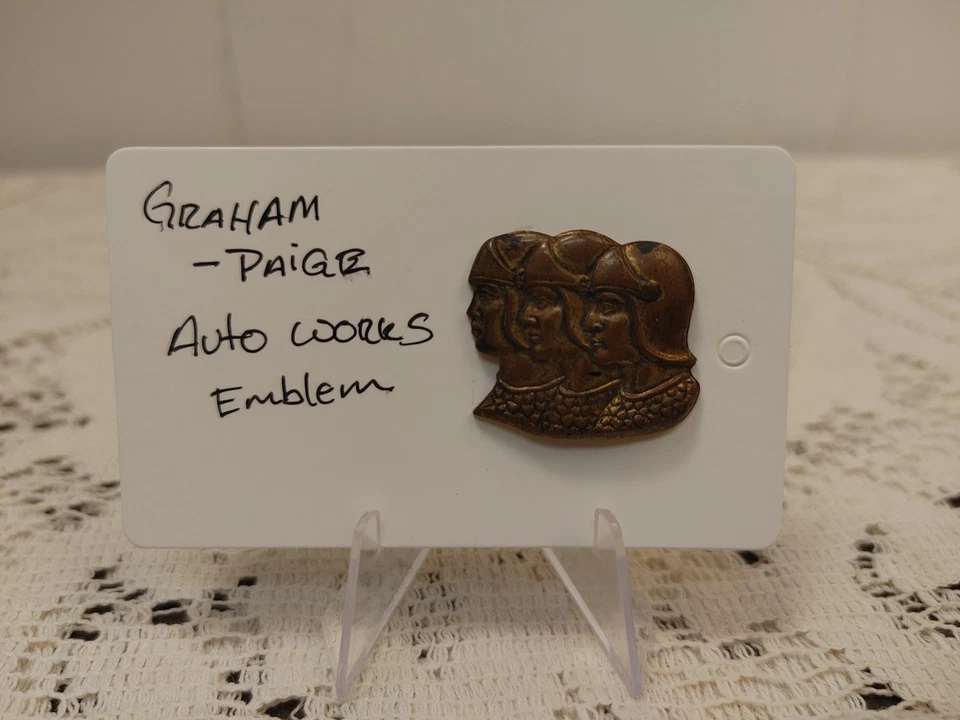 GRAHAM-PAIGE Pequeño Emblema Tornillo Trasero Foto 1 de 4