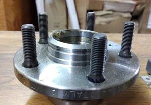 Axle Wheel Bearing And Hub Assembly-Bearing And hub assembly - Picture 1 of 1