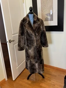 Vtg Dee Dee Deb Women's Long Faux Fur Coat 2 Hook Front Size S/M - Picture 1 of 10