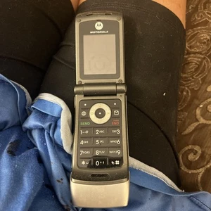 motorola tracfone flip phone 4g Not Tested - Bild 1 von 2