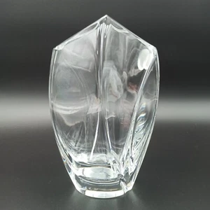 BACCARAT - GRAND VASE EN CRISTAL DE ROBERT RIGOT - Imagen 1 de 17