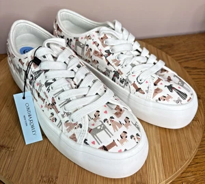 NEW sz 6.5 Cynthia Rowley Women's Sneakers Shoes Golden LabraDOODLE DOGS White - Picture 1 of 11