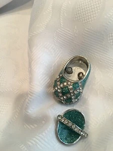 UNBRANDED-BEJEWELED GREEN BABY SHOE TRINKET BOX - Picture 1 of 1