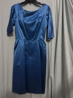 Vestido vintage feito à mão dos anos 1950-60 azul manga 3/4 MIDI material de tafetá ou cetim - Imagem 1 de 4