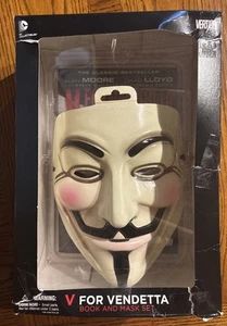 V wie Vendetta Comic Buch & Maske DC Vertigo Alan Moore Black Label - Bild 1 von 3