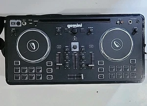 Gemini MIX2GO PRO Portable DJ Mixer - Picture 1 of 11