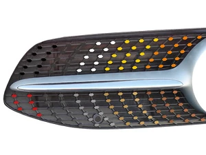 Pellicola adesiva colorata decalcomanie per Mercedes CLA W118 C118 Urban Diamantgrill AMG - Foto 1 di 13