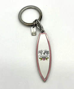 Llavero Coach Blanco Rosa Esmalte Tatuaje Pegaso Carro de Caballos Flor Tabla de Surf - Imagen 1 de 7