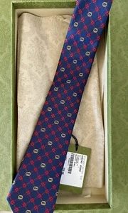 Gucci Silk Tie 2021 Midnight Blue & Gold Gucci Logos Unworn Original Tag & Box - Picture 1 of 6