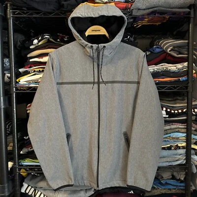 Chaqueta Old Navy Hombre Gris Medio Activo Soft Shell Gorpcore Exterior Cremallera Con Capucha Foto 1 de 4