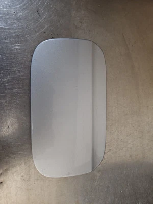 2003 Bmw 745i Oem Fuel Door Silver - Imagem 1 de 2