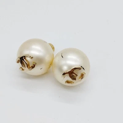 Chanel Pendiente Perforado Oro Blanco B 16 457079 Foto 1 de 4