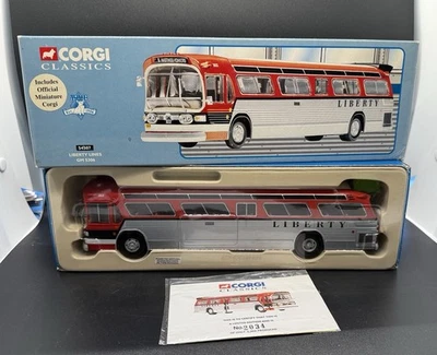 Autobús de tránsito Corgi Classics 54507 Liberty Lines GM 5306 - fundido a presión 1:50 Foto 1 de 4