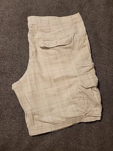 GEORGE White Gray Plaid Cargo Shorts Men's Size 46 - Picture 1 of 4