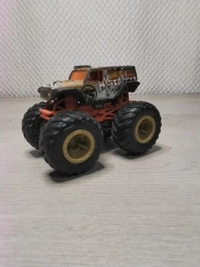 Hot Wheels Spinmasters Monster Jam 1:64 HW Safari - Picture 1 of 3