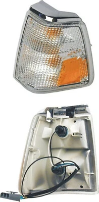 Front LEFT Head Light Side Turn Signal Corner Lens Blinker for Volvo 240 244 245 - Image 1 of 4