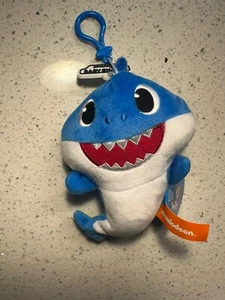 Daddy Shark Blue Plush Clip-on Keychain Coin Purse - Baby Shark by Pinkfong - Picture 1 of 2