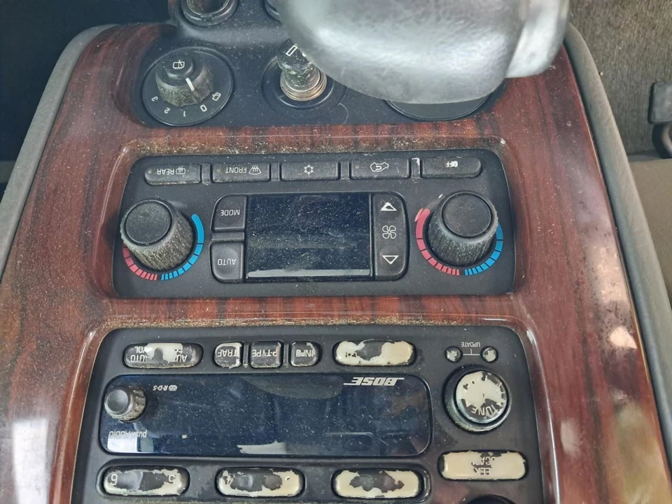 GMC ENVIOY 2003 unidad de control de clima OEM usada 177 k millas identificación 15195331 Foto 1 de 4