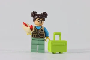 LEGO® City Minifigure Lady Worried Face Travel Bag Hotdog - Picture 1 of 6