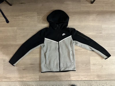 Nike Tech polar negro/gris oscuro jaspeado talla pequeña Foto 1 de 4