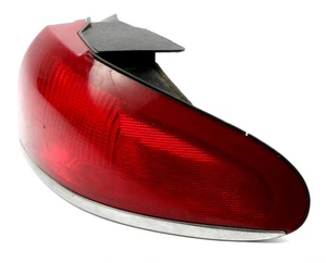 2001-2003 Hyundai XG Passenger Right Rear Tail Lamp Light Part Number 9240239050 - Picture 1 of 4