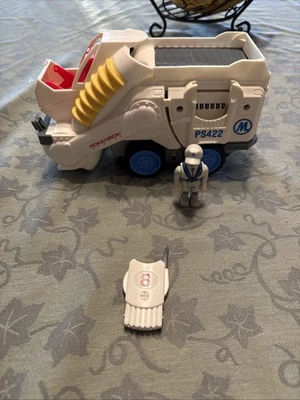 ROKENBOK SYSTEM RC POWER SWEEPER PS422 REMOTE POWERED VEHICLE figure & chip #8 - Image 1 of 4