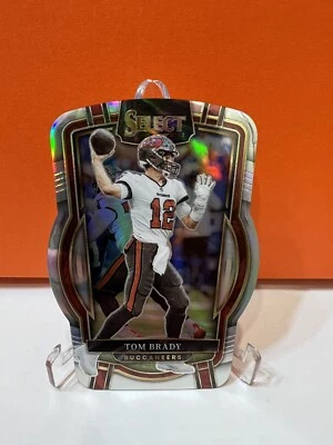 2022 Select Football Tom Brady Silver Prizm Die-Cut Club Level No.207 - Image 1 of 2