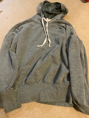 Sudadera con capucha verde Xhilaration talla XS Foto 1 de 2