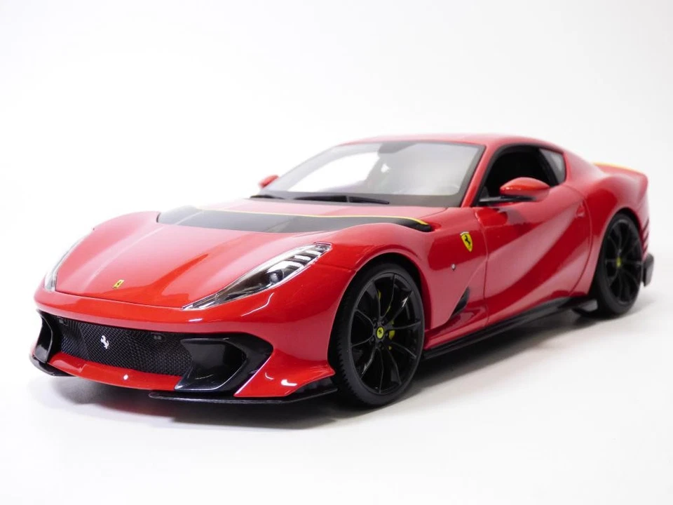 Burago BBurago Ferrari 812 Competizione Rosso Corsa Red 2021 1/18 18-16019