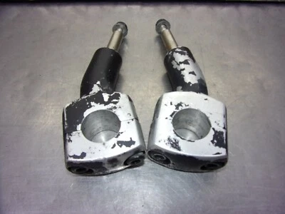 724 B HONDA SHADOW ACE 1100 1997 OEM  HANDLEBAR HANDLE BAR RISER (TWO) - Image 1 of 4