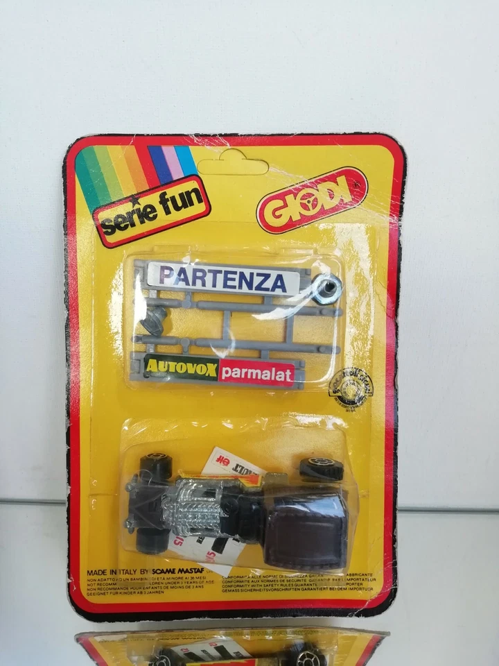 GIODI ITALY DRAGSTER CON ACCESORIOS EN MARRÓN CASI COMO NUEVO EN BLISTER MUY ... - Imagen 1 de 4