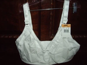T1 NEW 42DD Bali Classic Support Wirefree Bra Cool Comfort Fabric White DF3036 - Picture 1 of 3