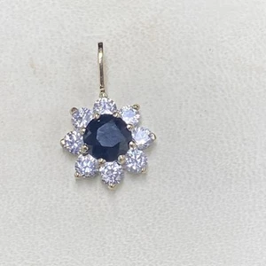 9ct Gold And Cubic Zirconia Pendant - Picture 1 of 5