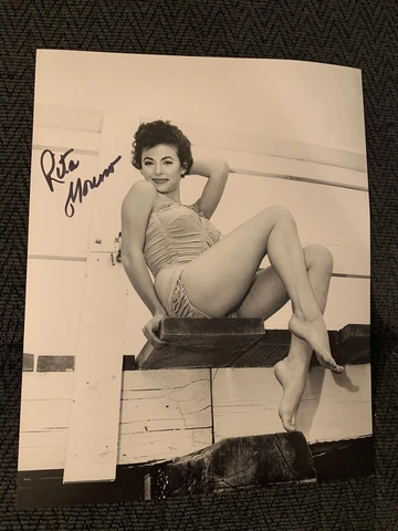 Rita Moreno Signed 8 X 10 Photo Autographed Cover