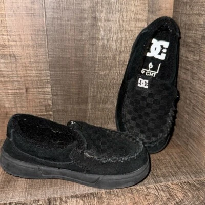 Sapatos DC - Tamanho 6 - Imagem 1 de 4