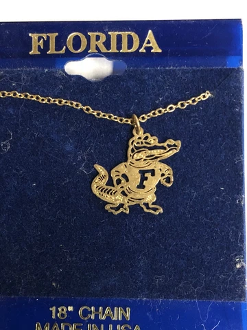 Florida Gators Small NCAA Gold Plated Pendant Charm GP 18” Necklace Chain Cover