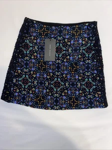 Zara Basic Damen Minirock Gr. M schwarz bestickt geblümt - Bild 1 von 5
