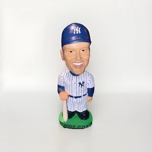 Derek Jeter #2 NY Yankees Bobble Head SGA 3/27/2002 VS Detroit Sony AT&T - Picture 1 of 5