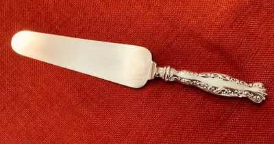 "Servidor de pastel de plata esterlina con patrón Luis XV de Whiting Mfg Co. Patente de 10""" 1891 Foto 1 de 4