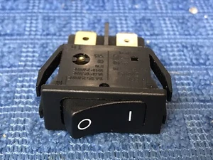 Toggle Switch On Off Black 16A 125-250VAC 1/4HP 125VAC 1/2HP 250VAC - Picture 1 of 6