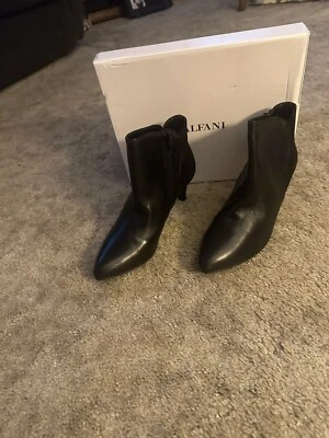 Женские черные кожаные и замшевые сапоги на лодыжке 8,5 М. Молния. Kitten каблуки. НОВЫЙ с коробкой - Изображение 1 из 4