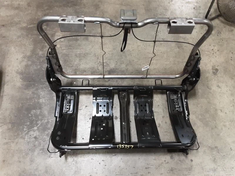 Marco de asiento trasero Jeep JK Wrangler 2 puertas solo 2007 2008 2009 2010 67138 Foto 1 de 4