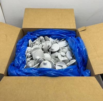 Lot of 750 Anti-Theft Security Hard Tags with Pins - Image 1 of 4